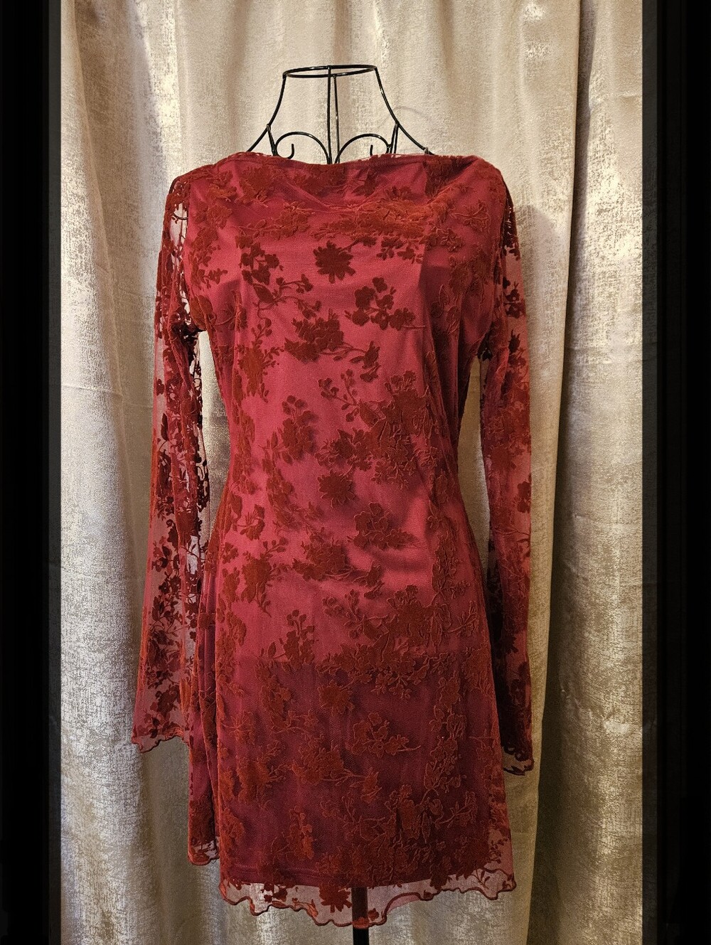 SHEIN Red-Burgundy  Floral Flocked Long-Sleeve Lace Dress